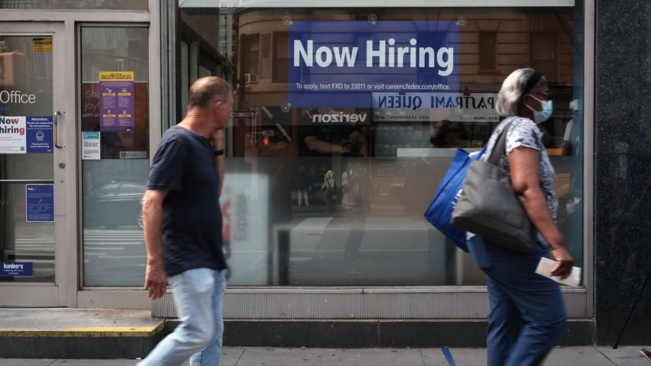 Pese a Ómicron, aumentan las ofertas de empleos en Estados Unidos