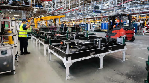Trabajadores del Reino Unido comenzarán jornada laboral de 4 días a la semana sin reducción salarios