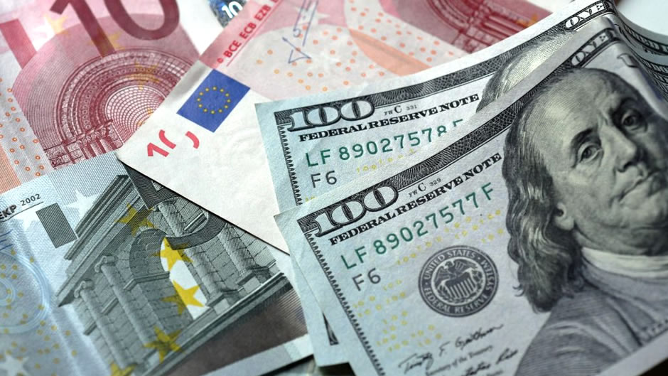 El euro se fortalece levemente frente al dólar después de la publicación de las actas del Banco Central Europeo